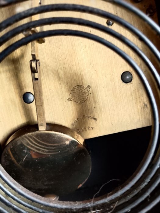 Zegar kominkowy sygnowany England