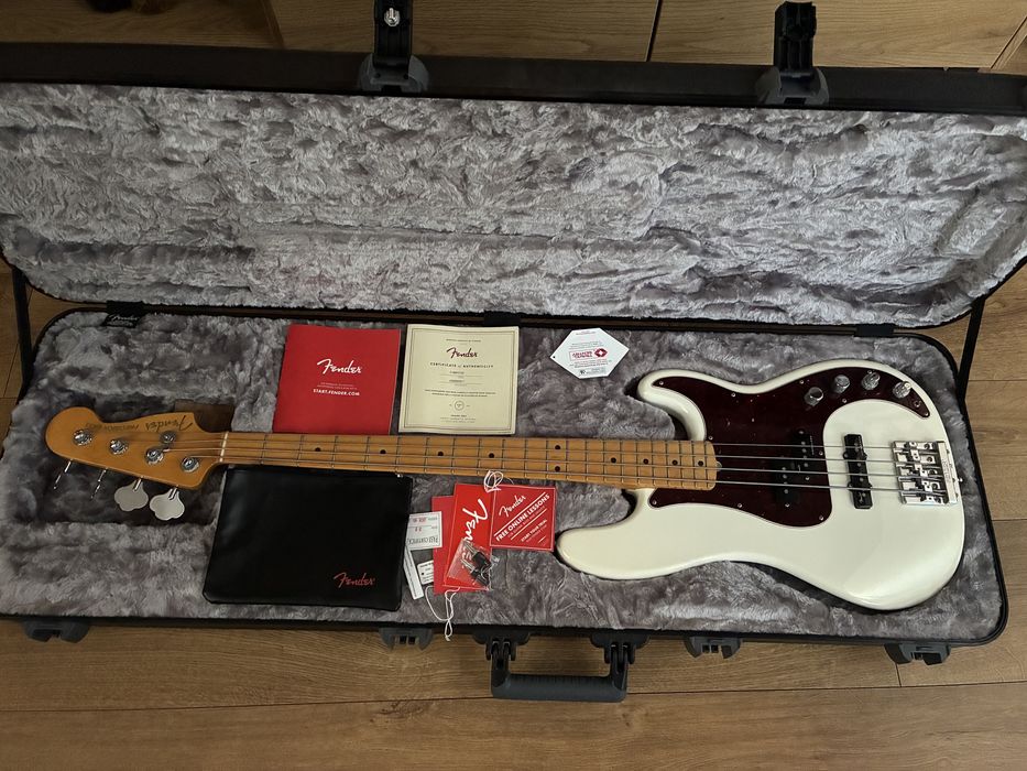 Fender American Ultra Precision Bass