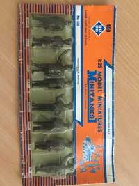 Продам набор миниатюр Minitanks WW2 Leaders