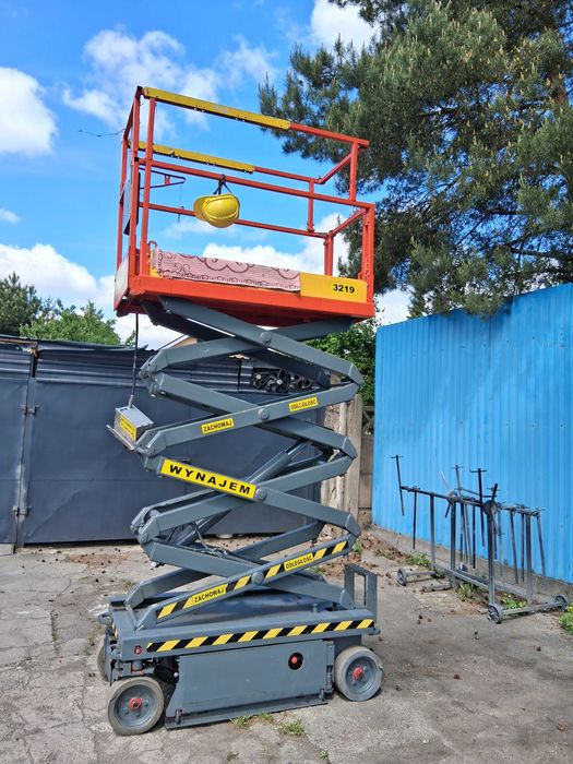 Podest ruchomy tzw. ZWYŻKA - WYNAJMĘ lub SPRZEDAM -aktualne UDT-Oława
