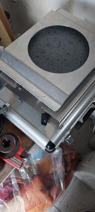 Grelhador de pedra novo