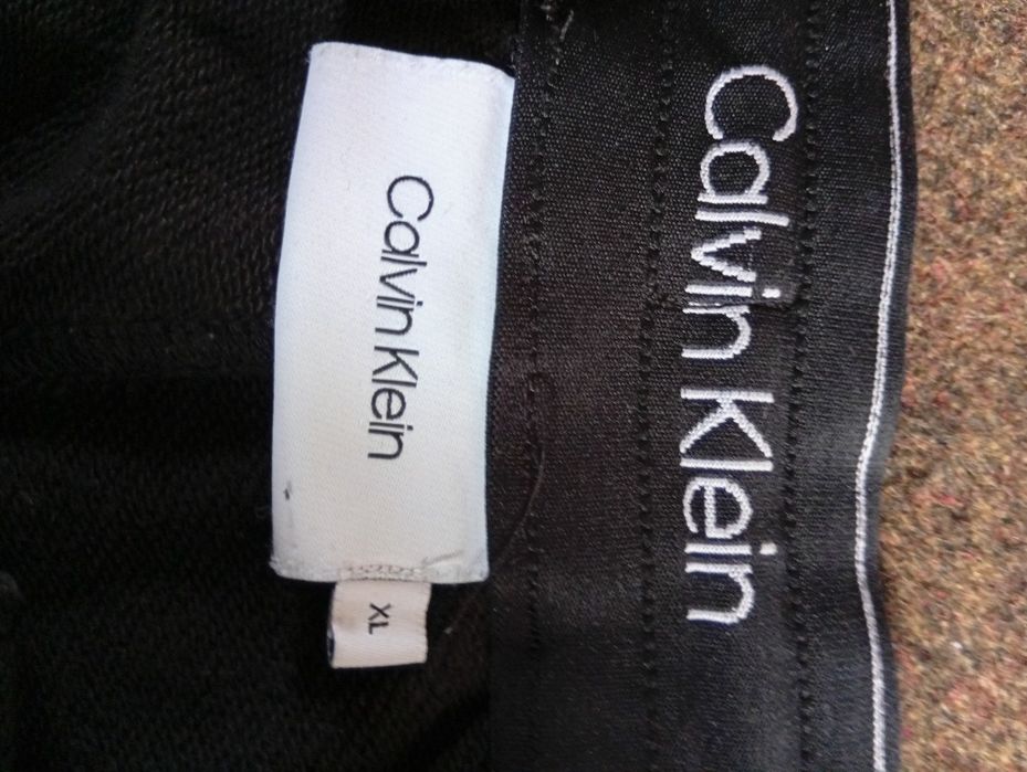 Штаны Calvin Klein размер XL