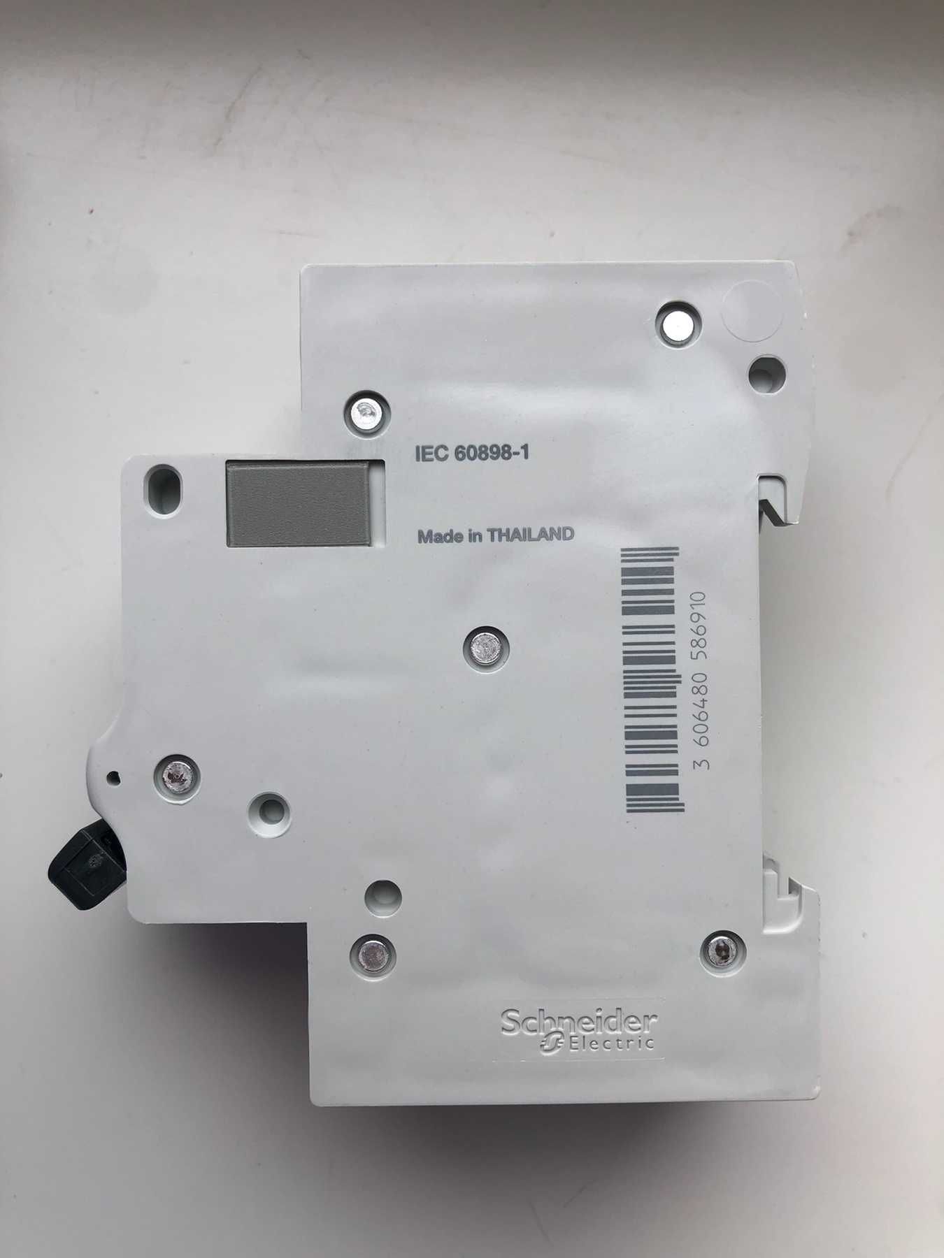 Автоматичний вимикач Schneider Electric Easy9 2 п., 6А, С (EZ9F34206)