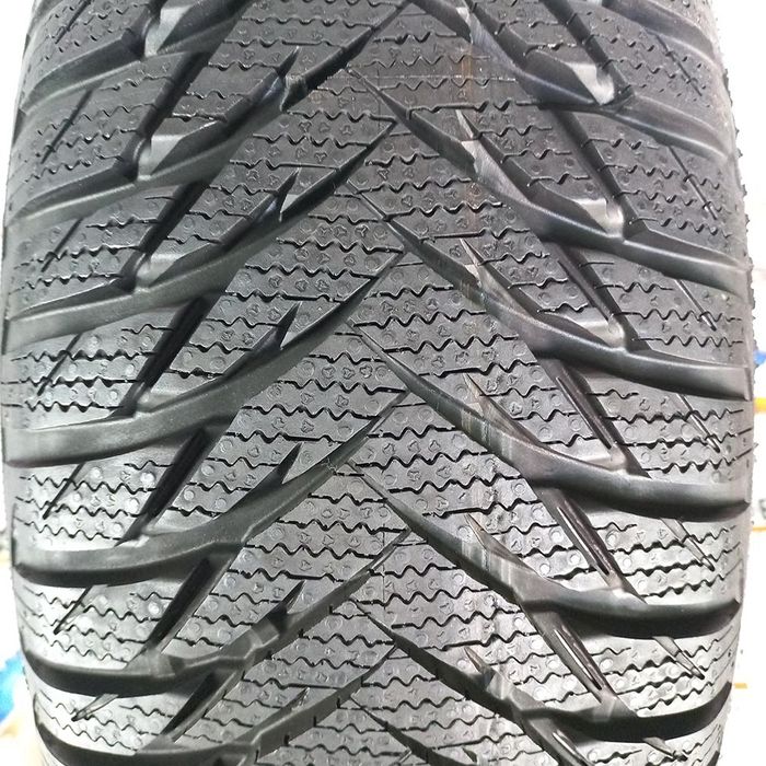 205/60 R15 Goodyear UltraGrip 8 б/у шини 2шт * 2306170