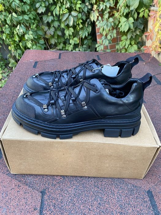 Dr. Martens лофери полу ботинки new rock