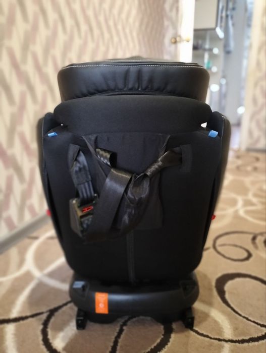 Продам автокресло