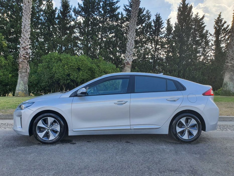 Hyundai Ioniq 28kWh (240km autonomia)