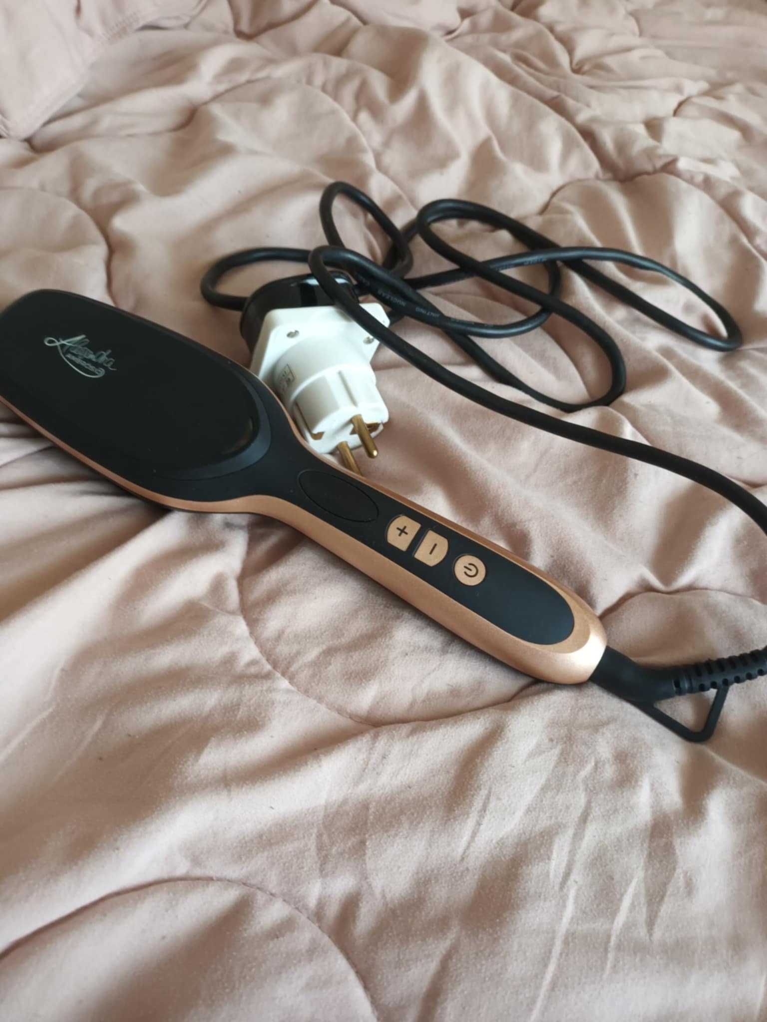 Escova elétrica seca e alisa o cabelo