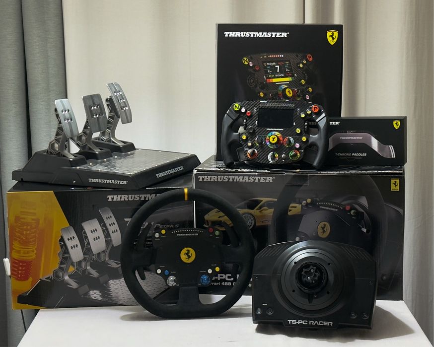 Simulador de corrida -Kit Simracing (2 volantes thustmaster + Pedais)