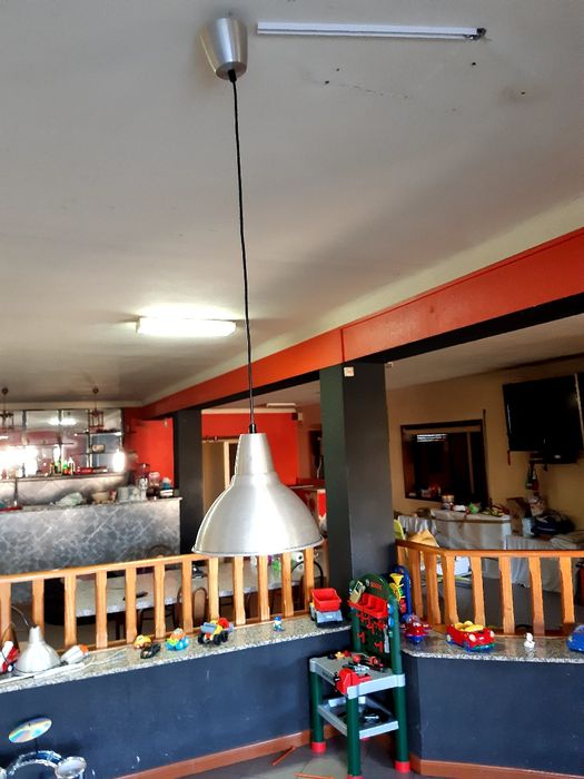 Candeeiros de bilhar ou para outros fins.