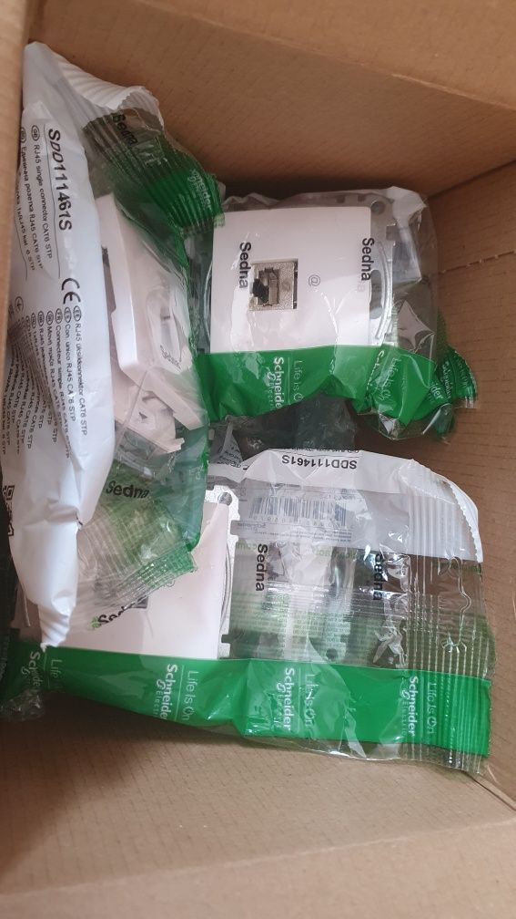 Gniazdo sieciowe RJ45 cat6 STP Schneider electric sdd111461s