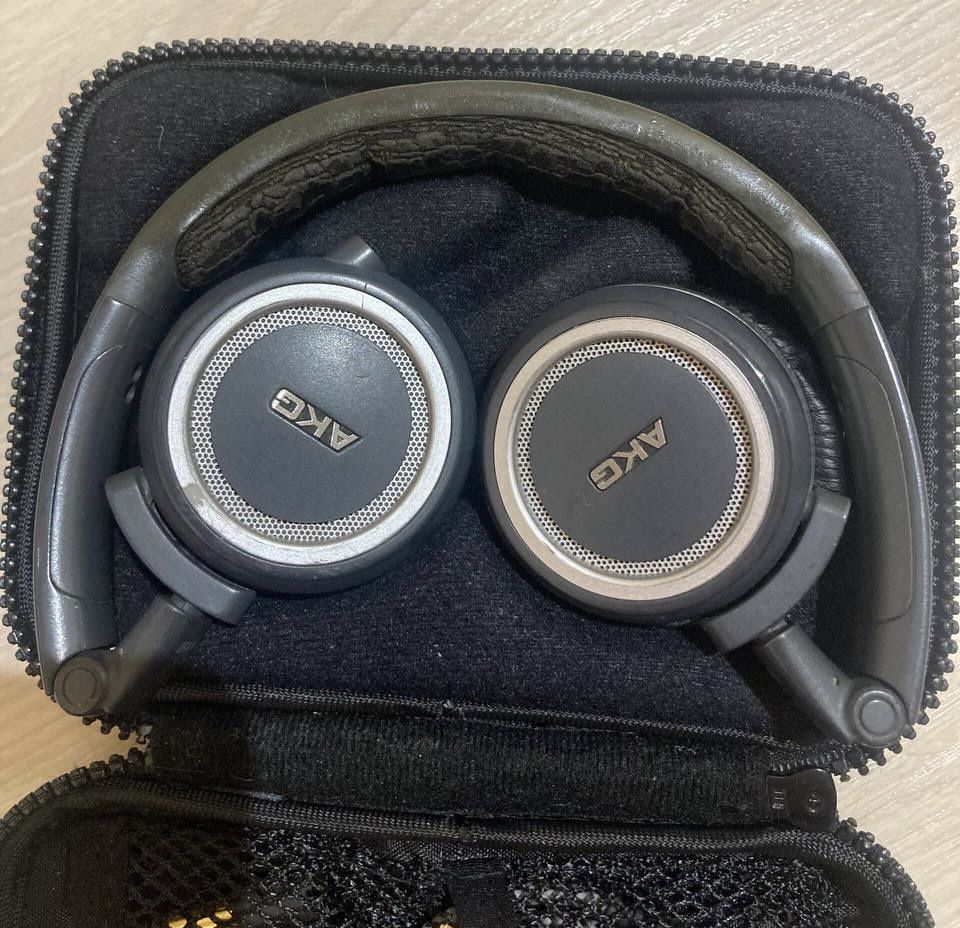 Навушники AKG K450