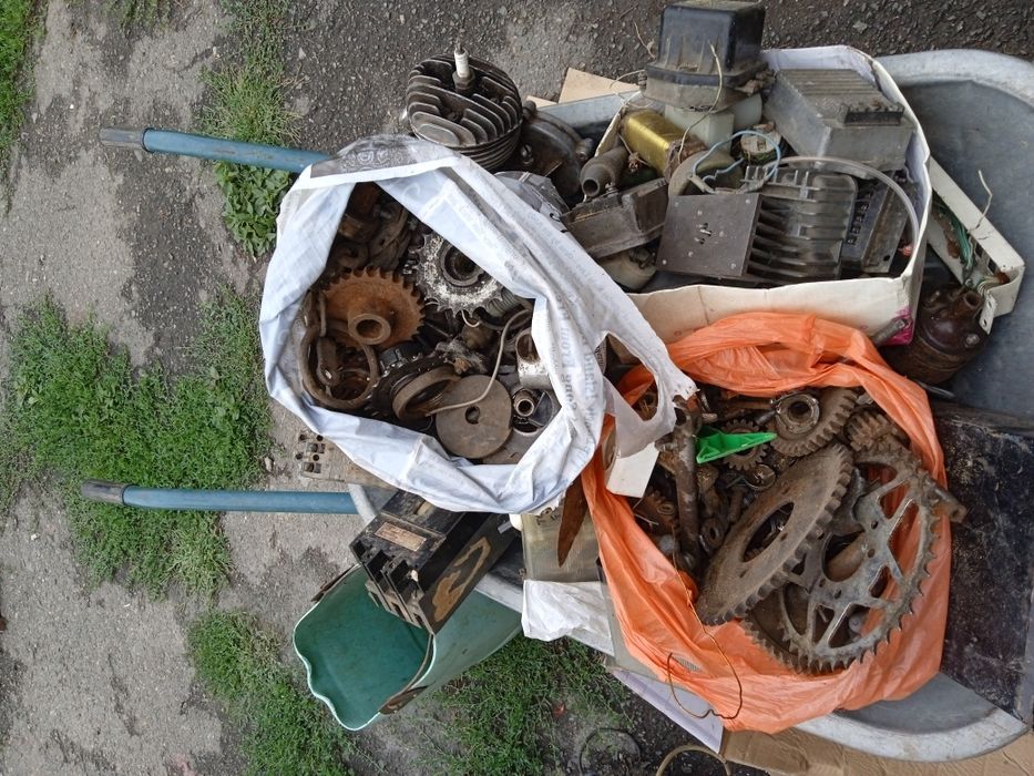 Продам жалюзи м412 коьца зил130