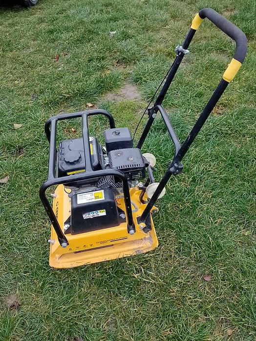 Wynajem zagęszczarka 96kg, 270kg, skoczek75kg