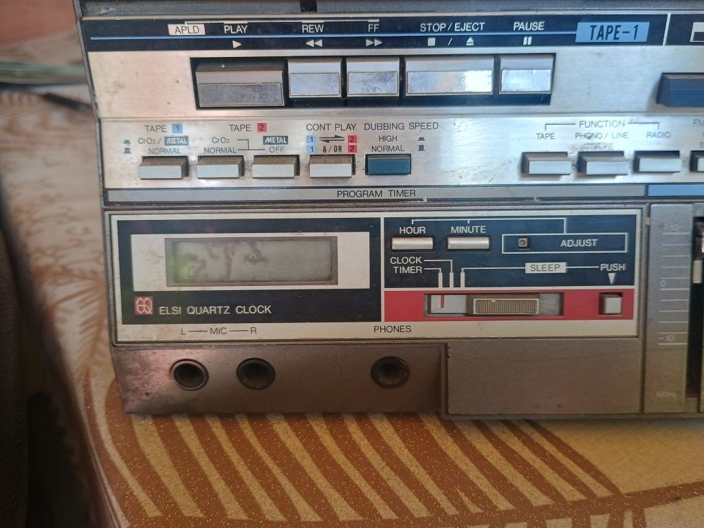 SHARP GF-800Z(D) Radziomagnetofon