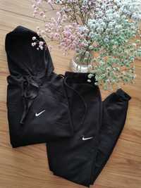 Damski komplet dresowy Nike czarny dres XL