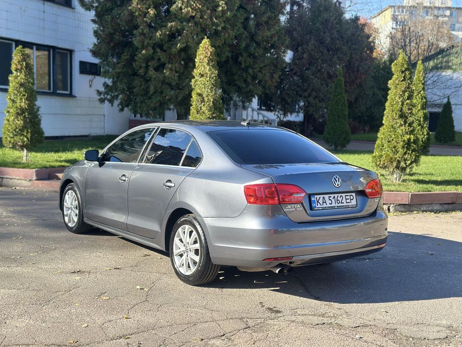 Продам Volkswagen Jetta SE