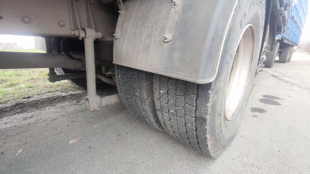 Продам вантажний автомобіль ДАФ/DAF 95 ATI