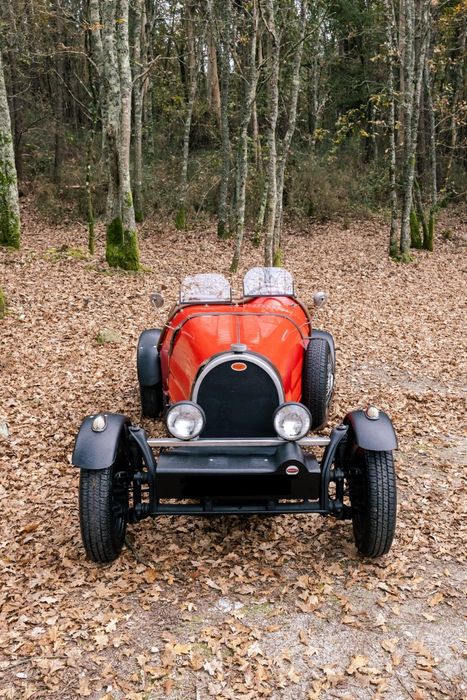 Tributo Bugatti homologado e matriculado