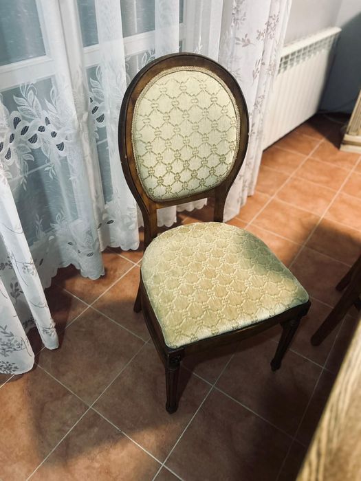 Zestaw mebli do salonu robionych ręcznie