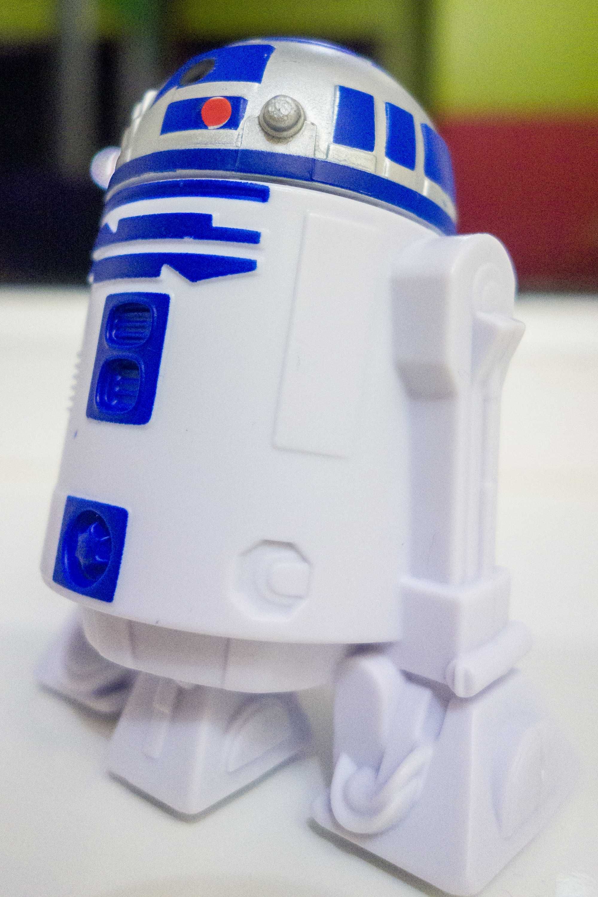 Робот R2D2 StarWars из McDonalds, новый запечатанный