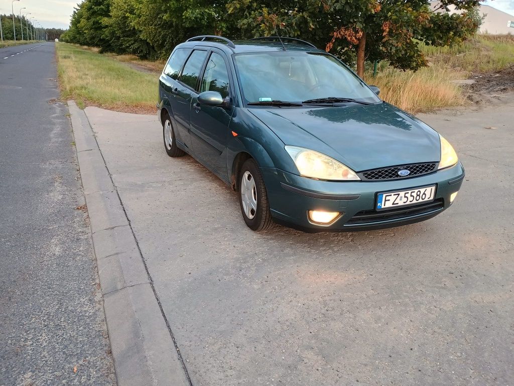 Ford Focus Kombi MK1 2003 rok