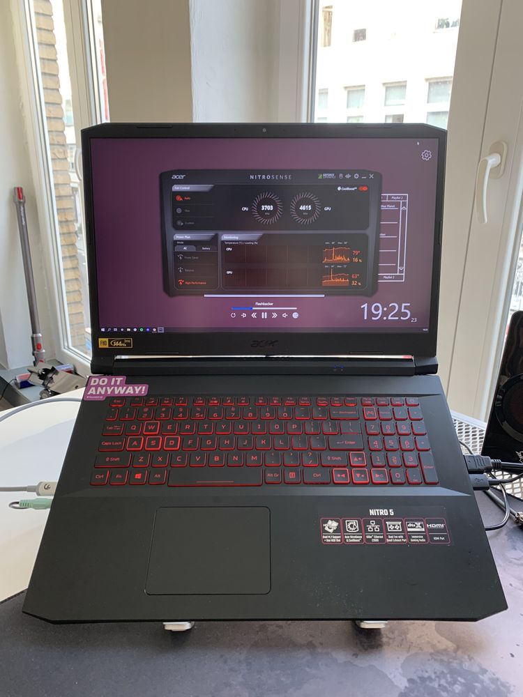 Acer Nitro 5 17.3 Rayzen 5 RTX 3050ti +Девайси безкоштовно