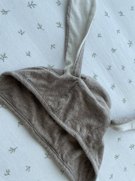 Jesienna czapka bonetka H&M rozmiar 62/68 z uszkami królik brązowa