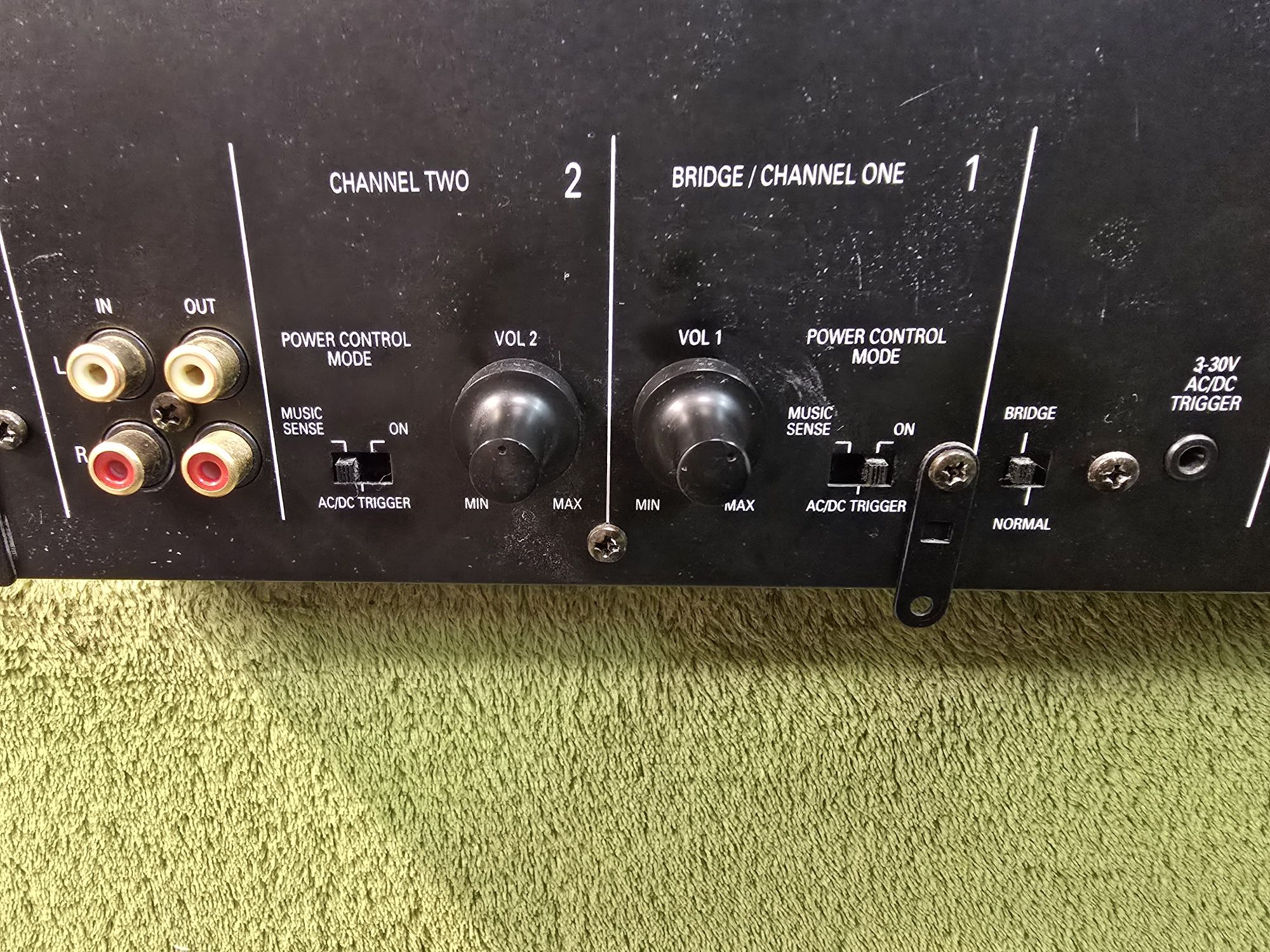HARMAN KARDON PA 2000 wzmacniacz, końcówka mocy, vintage.