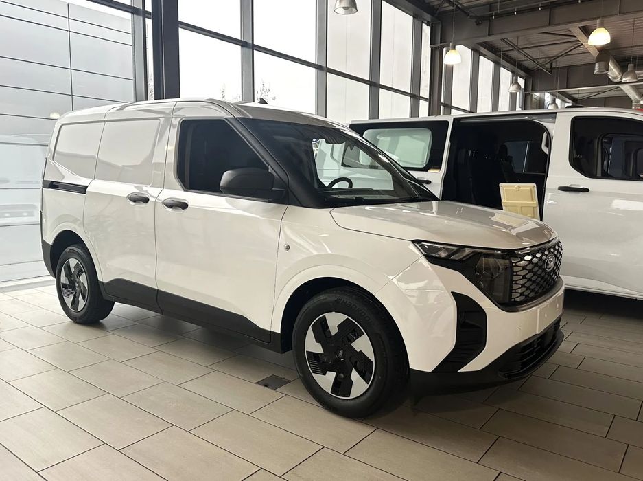 Ford Transit Courier Elektryczny Van Trend od RĘKI  FWD, 135 km, VAN TREND, dostępny OD RĘKI !