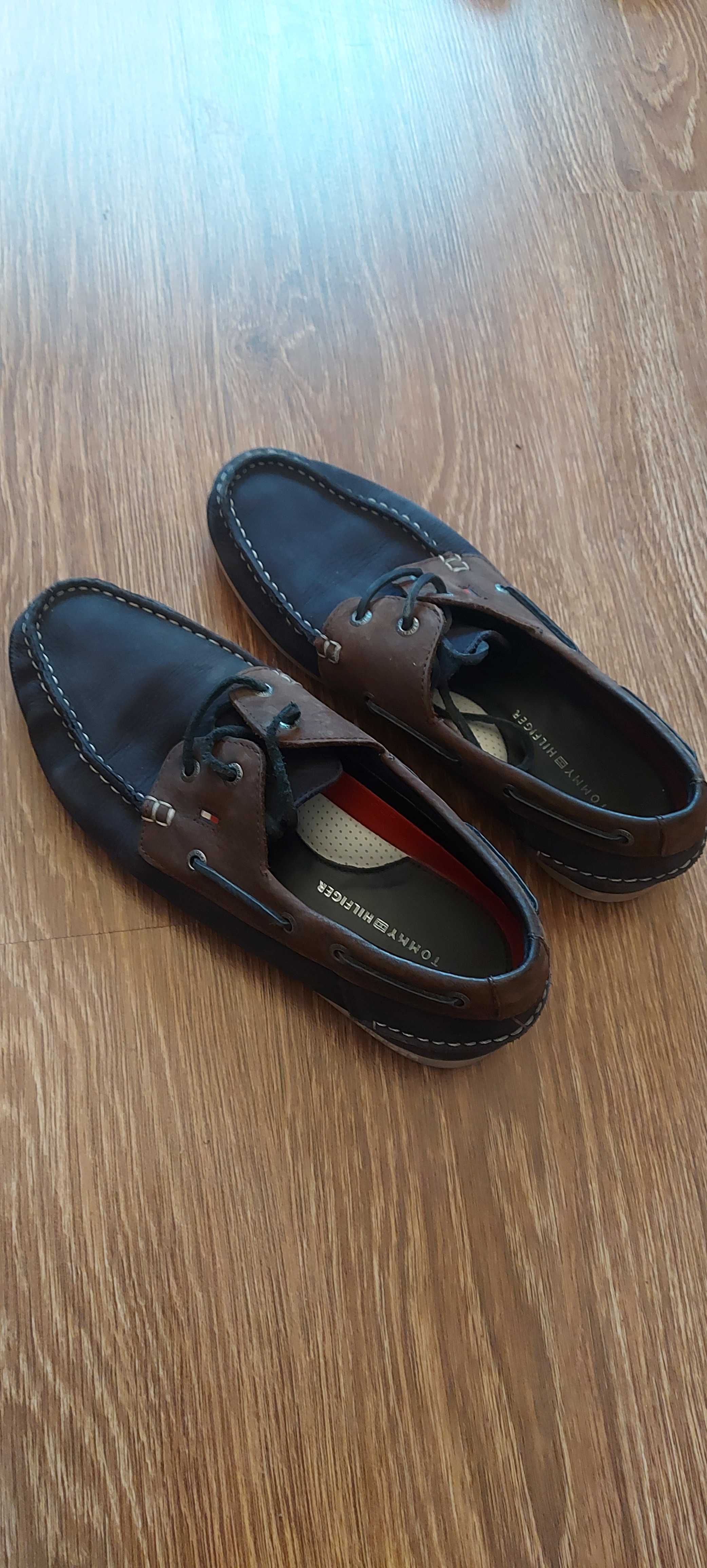 Buty chłopięce /meskie  mokasyny  tommy Hilfiger roz..41