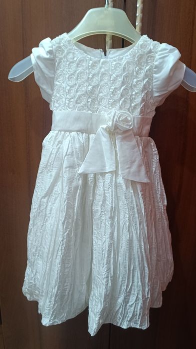 Платье на девочку