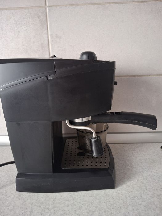Кавоварка Delongi EC 156.B