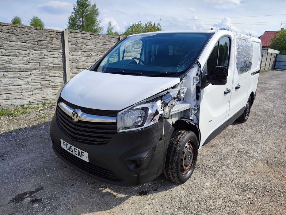 OPEL Vivaro  2015 Rok 1.6 Diesel  Anglik klima