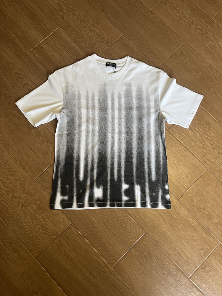 T-shirt balenciaga white,new,size:S,M,L