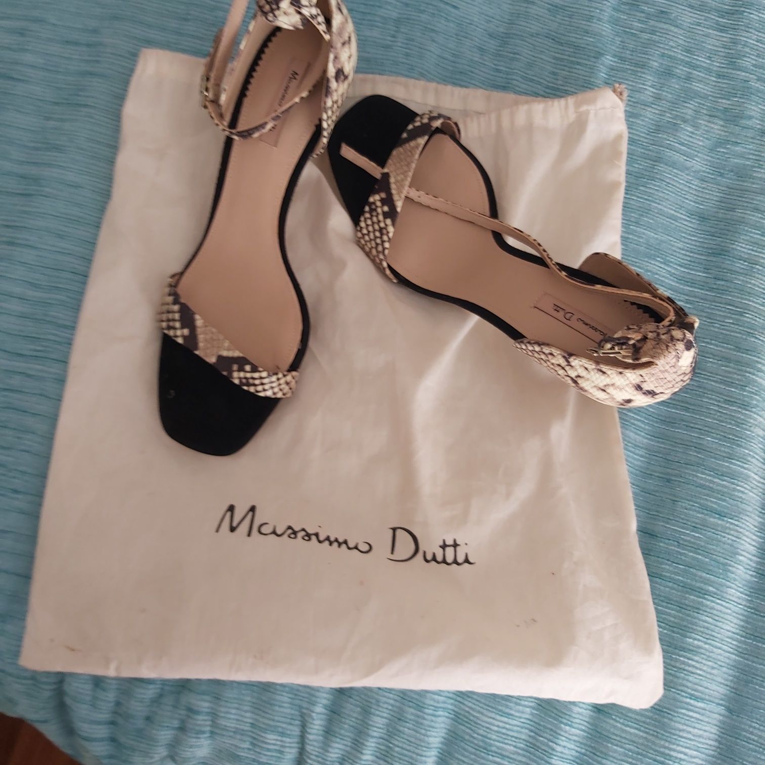 Sandalias massimo dutti novas n40