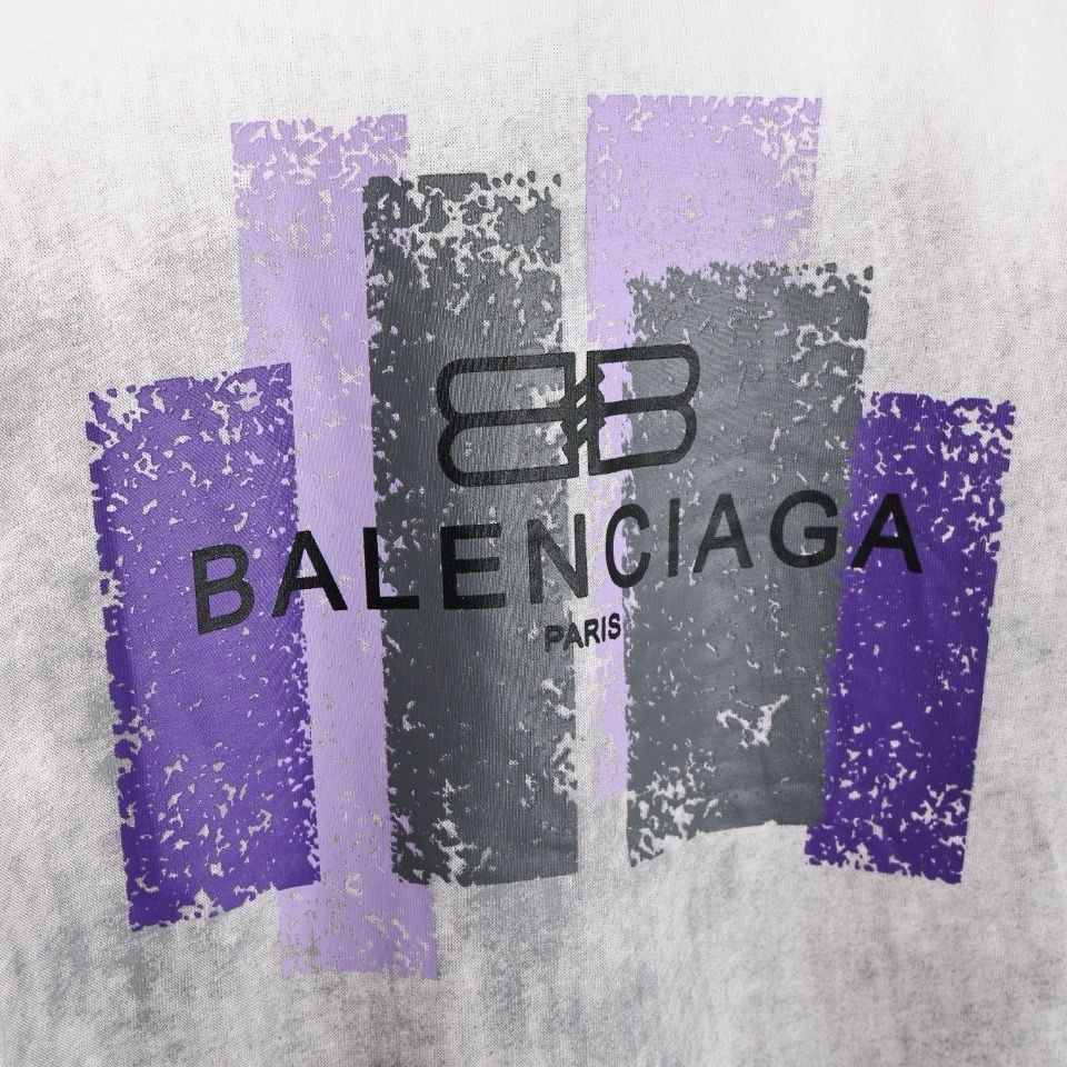 Футболка Balenciaga