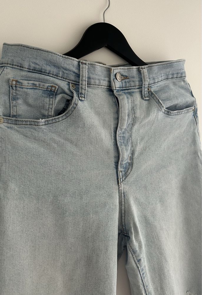 Levis High Waisted Mom W30L29