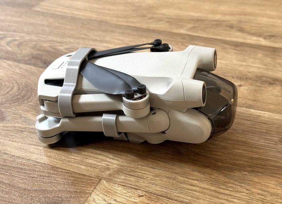 Dron DJI Mini 3 Pro, kontroler DJI RC, zestaw DJI Mini 3 Pro Fly More