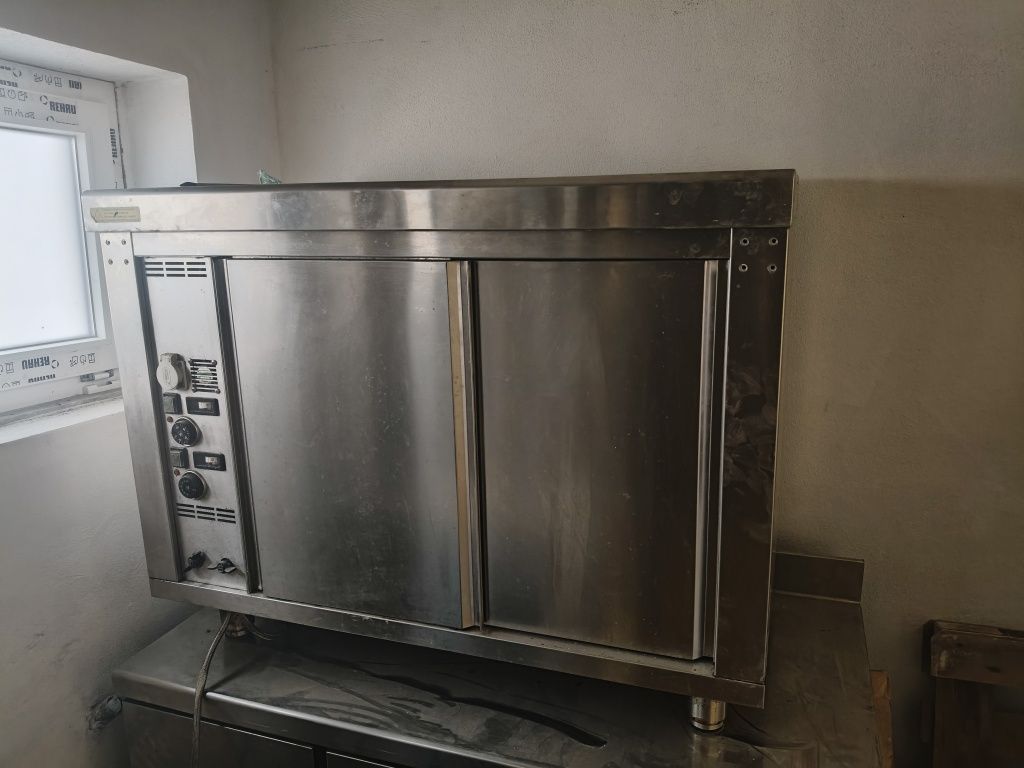 Vendo equipamentos e material industrial.