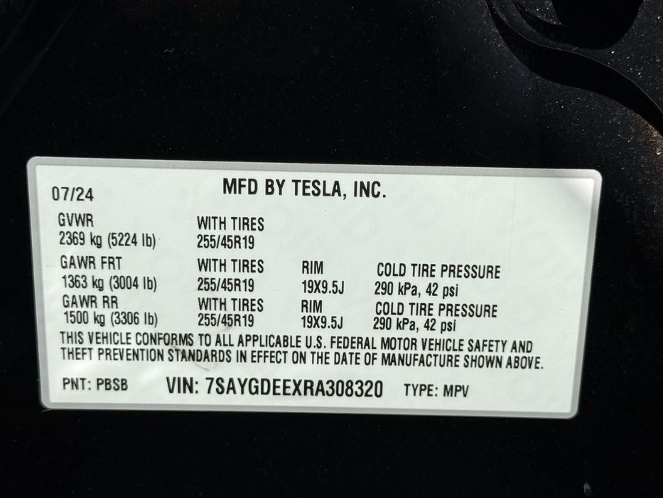 Tesla Model Y Long Rang 82 kWt