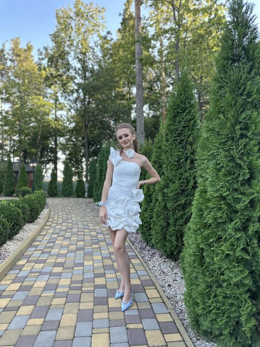 Продам сукню( шила під замовлення)