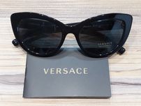 Чорні жіночі сонцезахисні окуляри Buterfly 4388 від Versace!