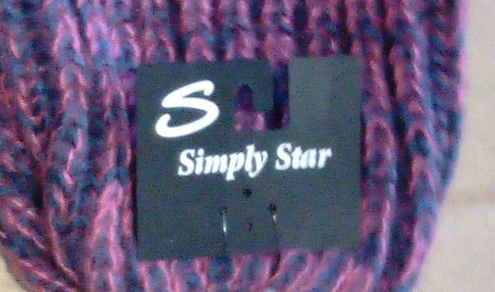 Вязаная шапка на девочку подростковая Simply Star  новая