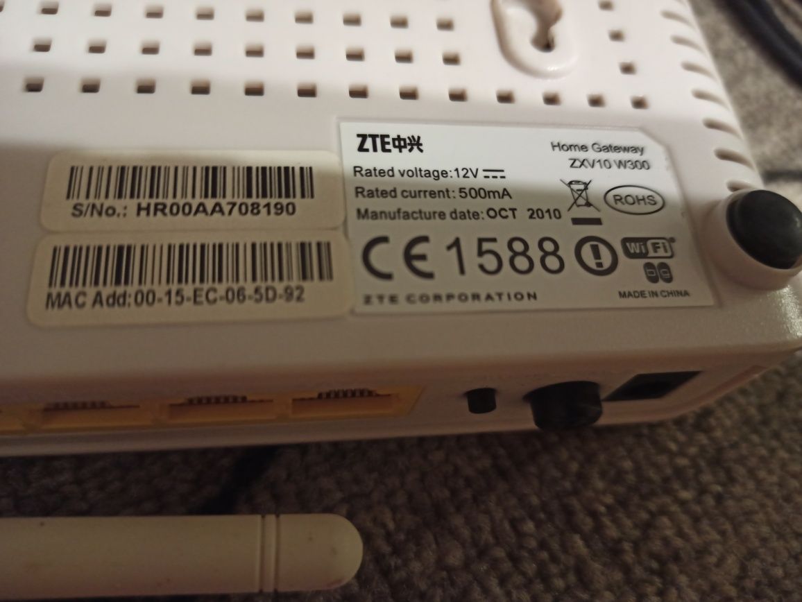 Modem ADSL ZTE ZXV10 W300 Wi-Fi, WLAN Router