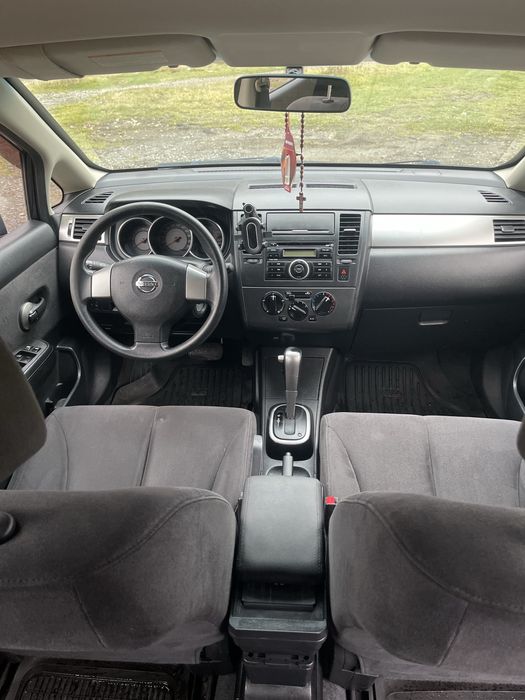 Ніссан тііда 2008рік 1.6  автомат