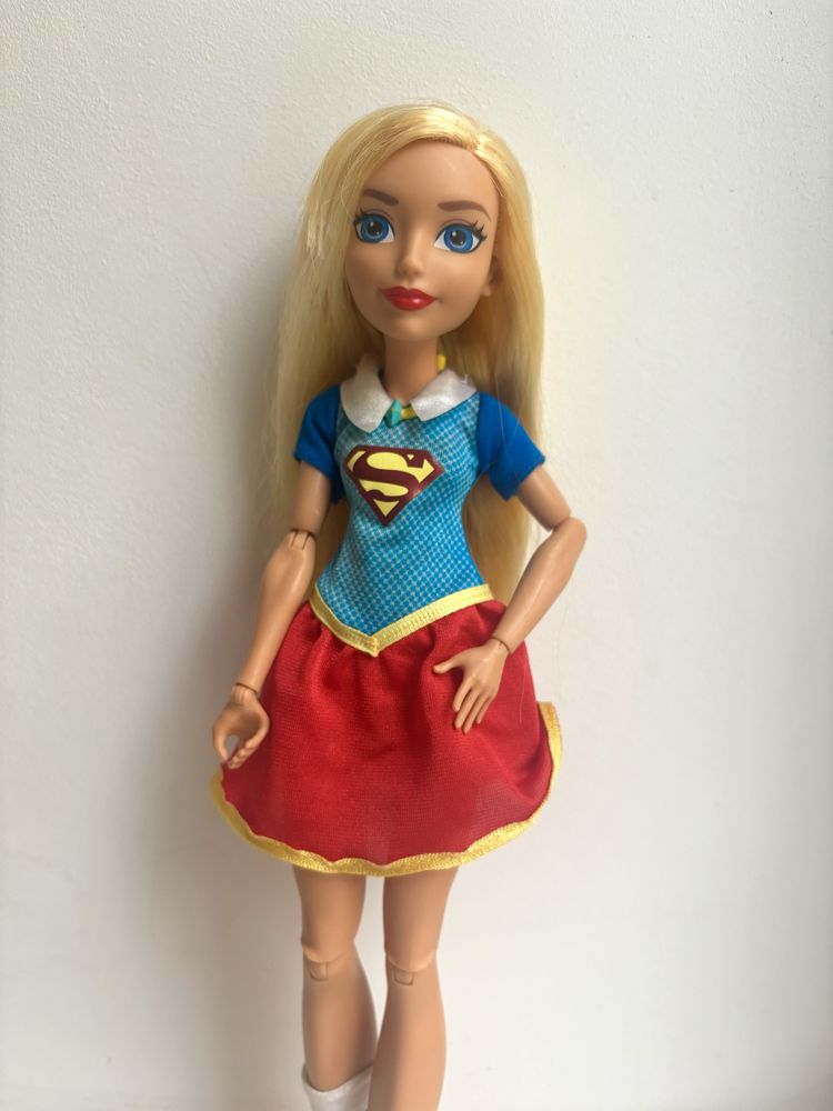 Lalka barbie superbohaterka dc super hero artykulowana mattel