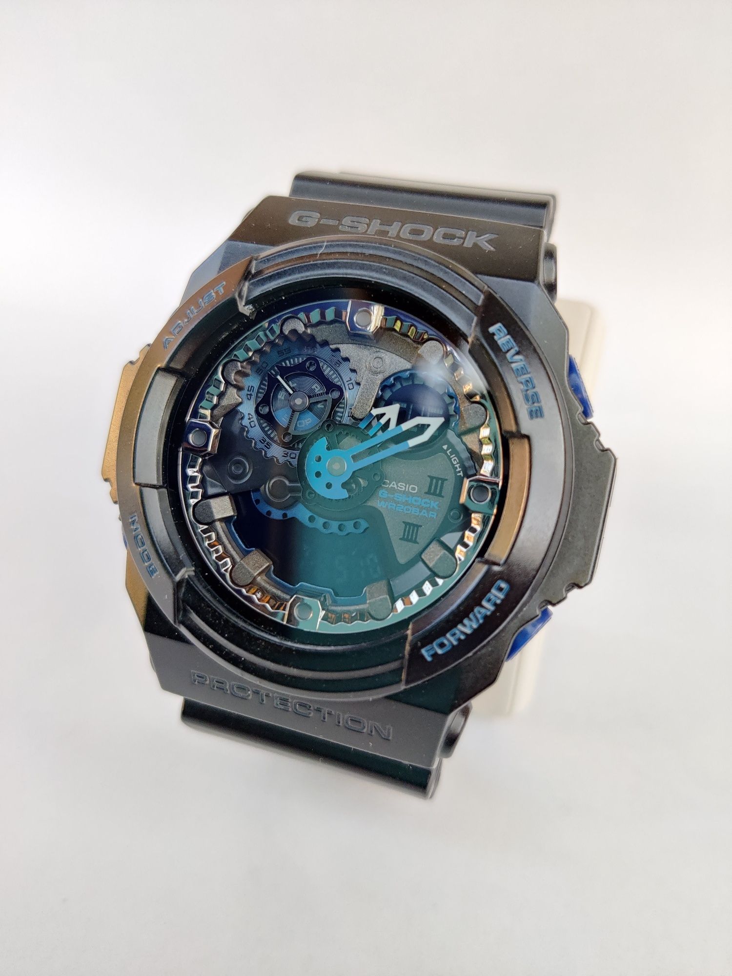 Наручний годинник Casio G-SHOCK GA-303B-1A 30th Anniversary Оригінал