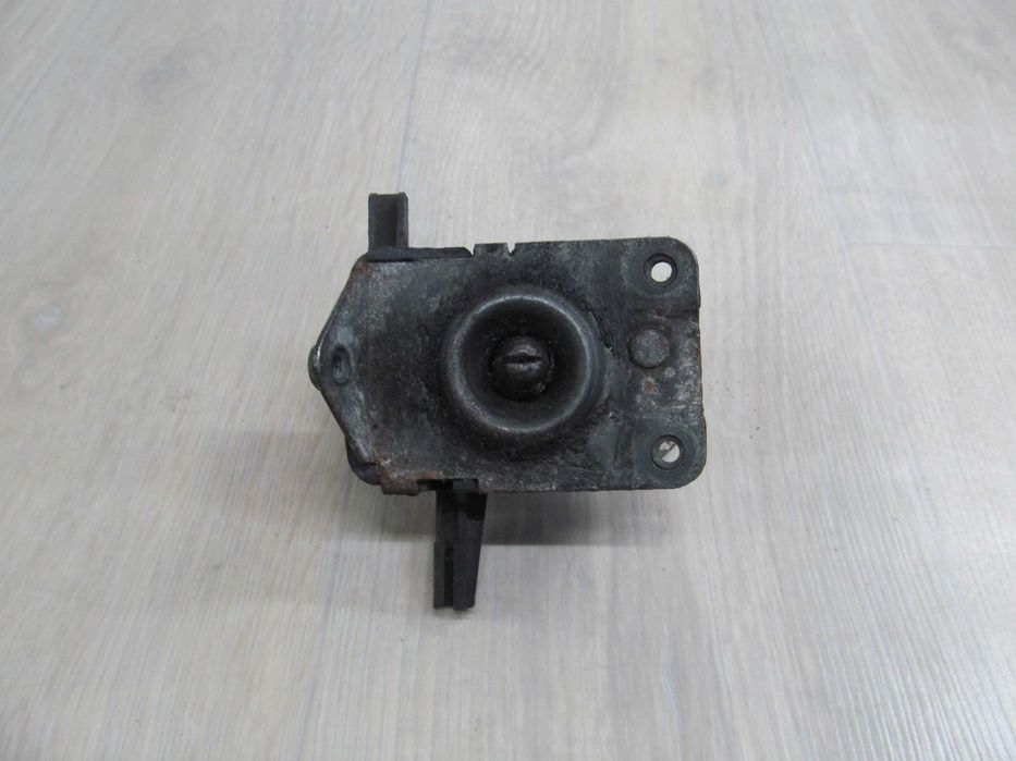 BMW 3 E36 90-98 ZAMEK RYGILE MASKI