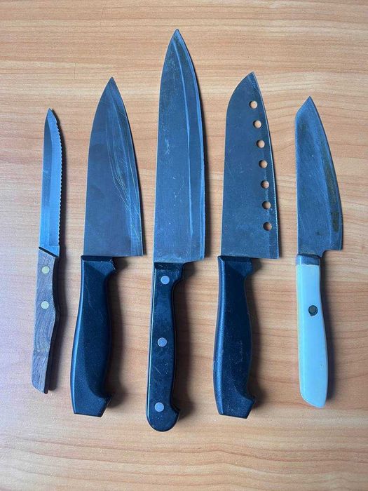 Набор из 5 кухонных ножей привезенных из Японии.